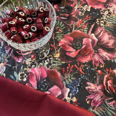 Burgundy galdauts